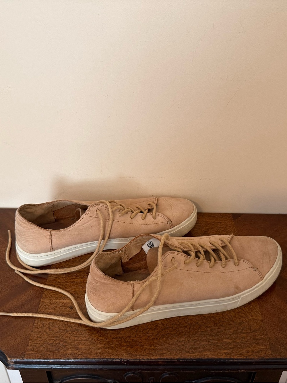 Tom's Casual Nubuck Sneakers in tan